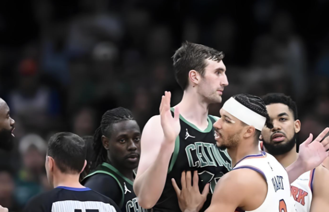 米乐官方网站-三分之一邓肯!马刺中锋的蜕变!