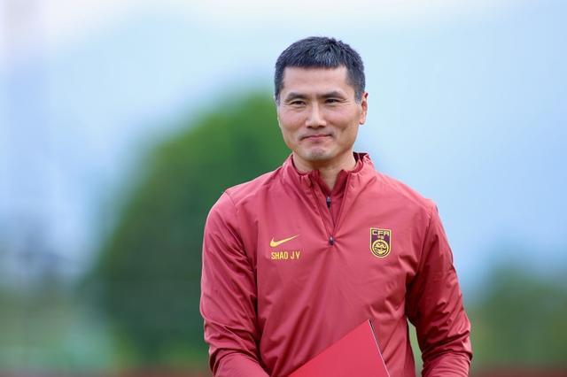 新帅邵佳一率队出征FIFA系列赛 国足迎关键热身考验