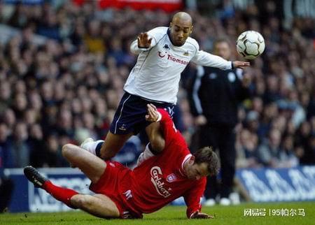 m6官方网站-悲催的流星，16岁法甲当主力，21岁在国米要穿10号，30岁家暴