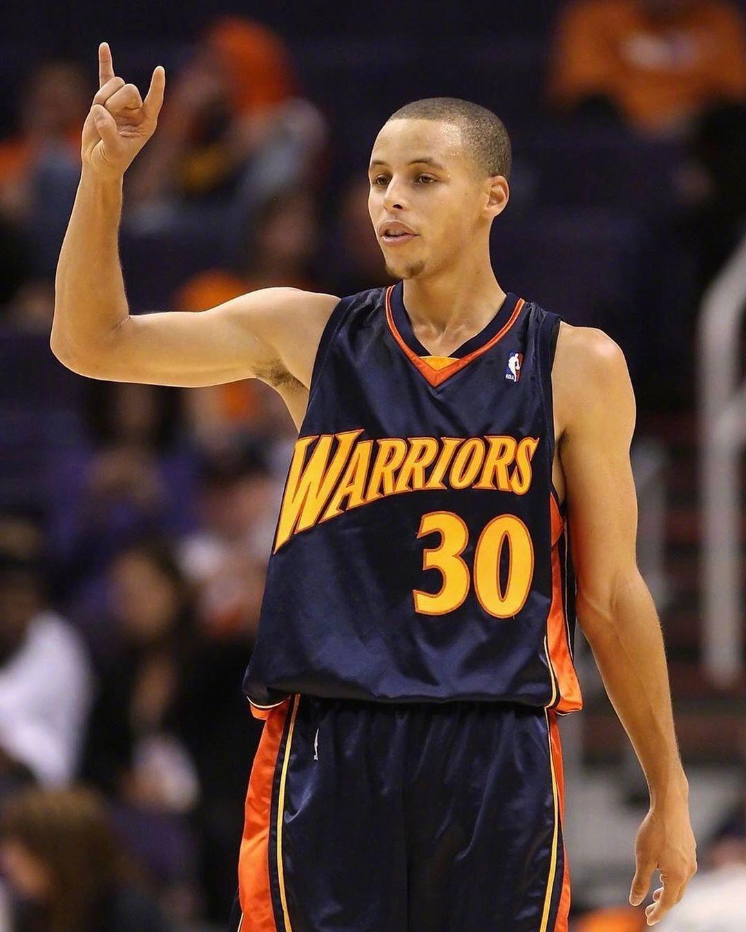 伤病不断！库里17个赛季仅得26493分，他的职业生涯还能拿3万分吗